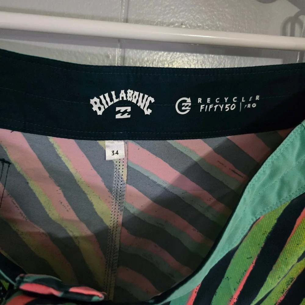 Billabong Board Shorts Mens 34 Navy Blue Neon Striped Recycler Fifty50‎ Pro
